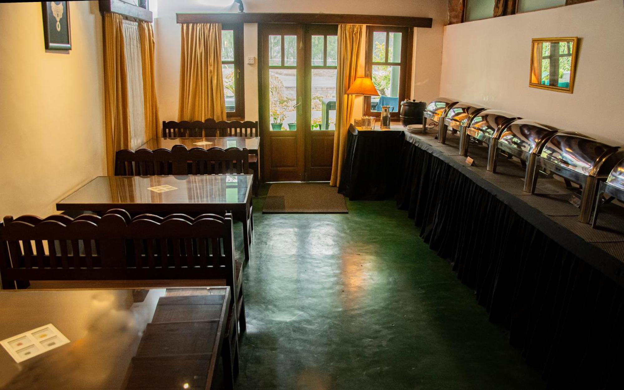 The Golf Green City Bungalow นูวาราเอลิยา ภายนอก รูปภาพ